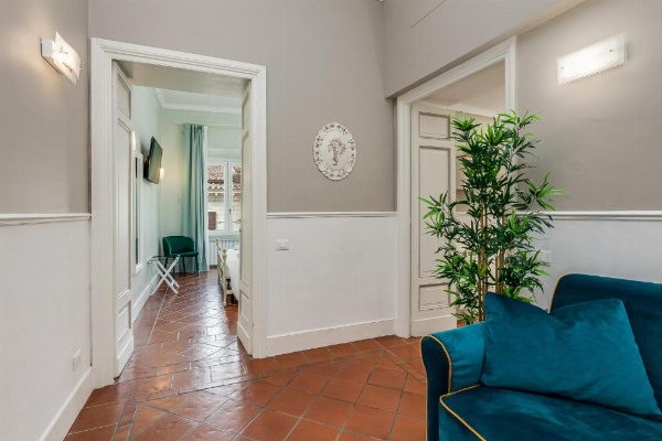Pantheon Luxury House image 10
